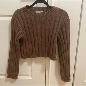 Brown cropped Zara sweater (medium)